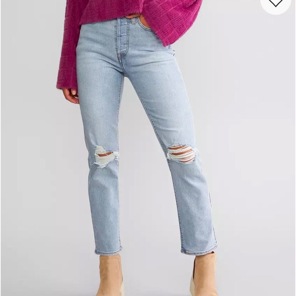 Levi's Light Blue Cropped Women's Jeans